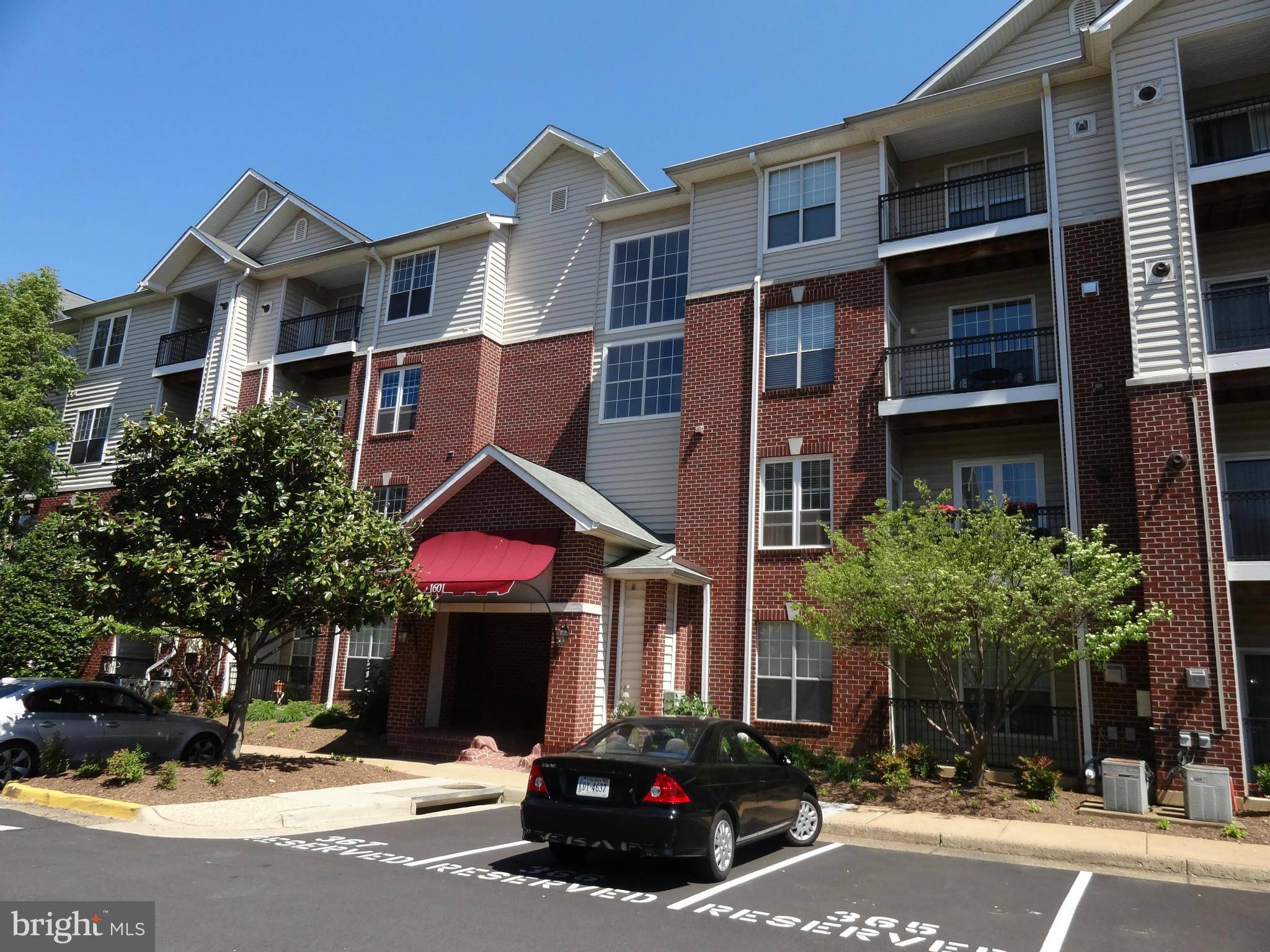 Mclean, VA 22102,1601 SPRING GATE DR #1406