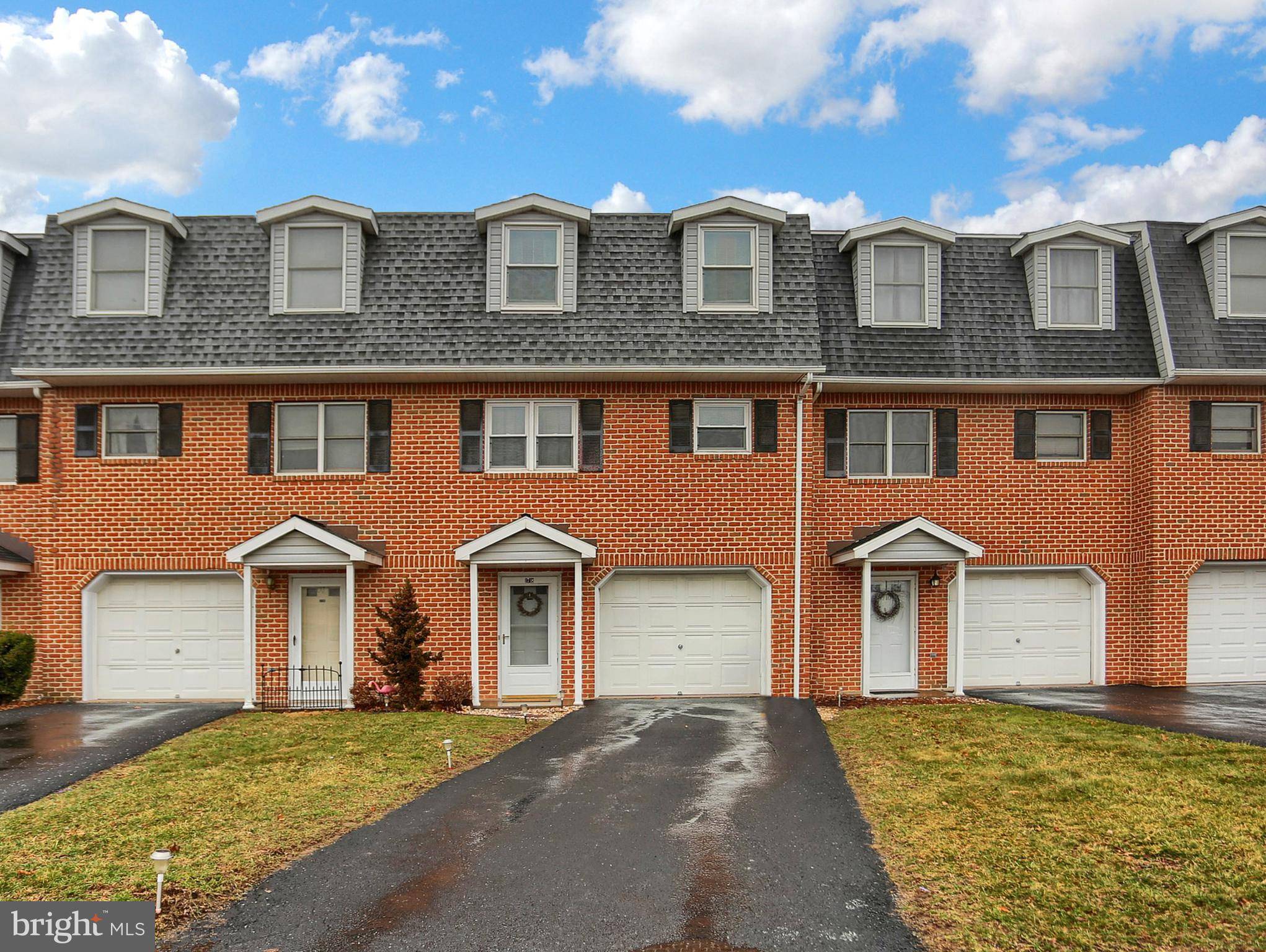 Mechanicsburg, PA 17055,1718 ENGLISH DRIVE