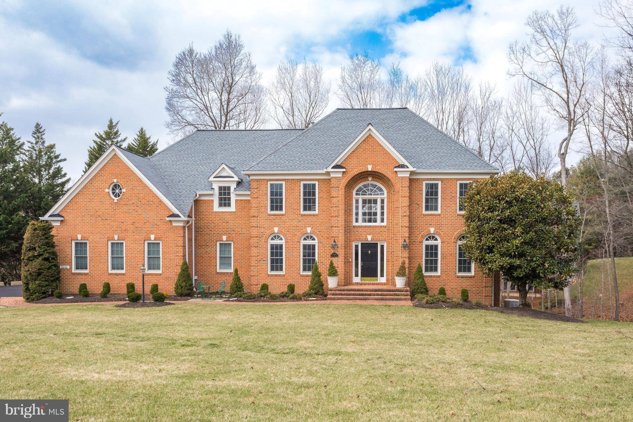 Oakton, VA 22124,2606 GENEVA HILL CT