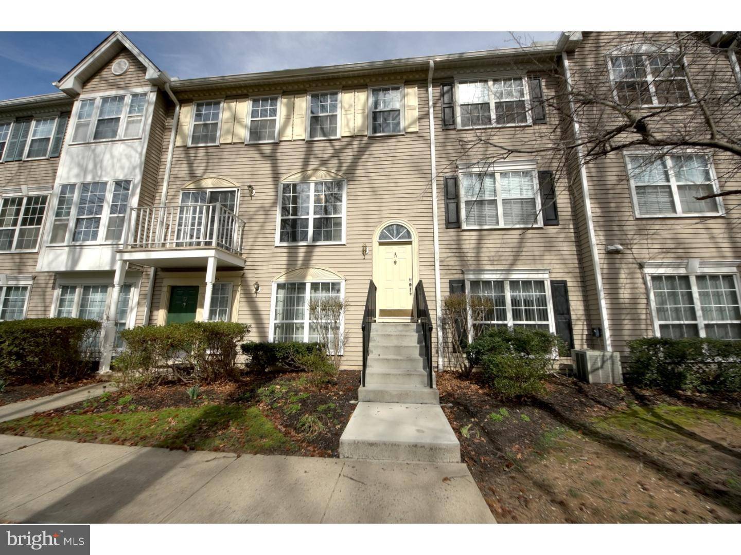 Hamilton Square, NJ 08619,24 CHEVERNY CT