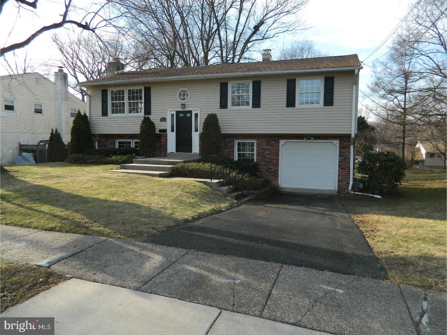 Willow Grove, PA 19090,1636 JILL RD