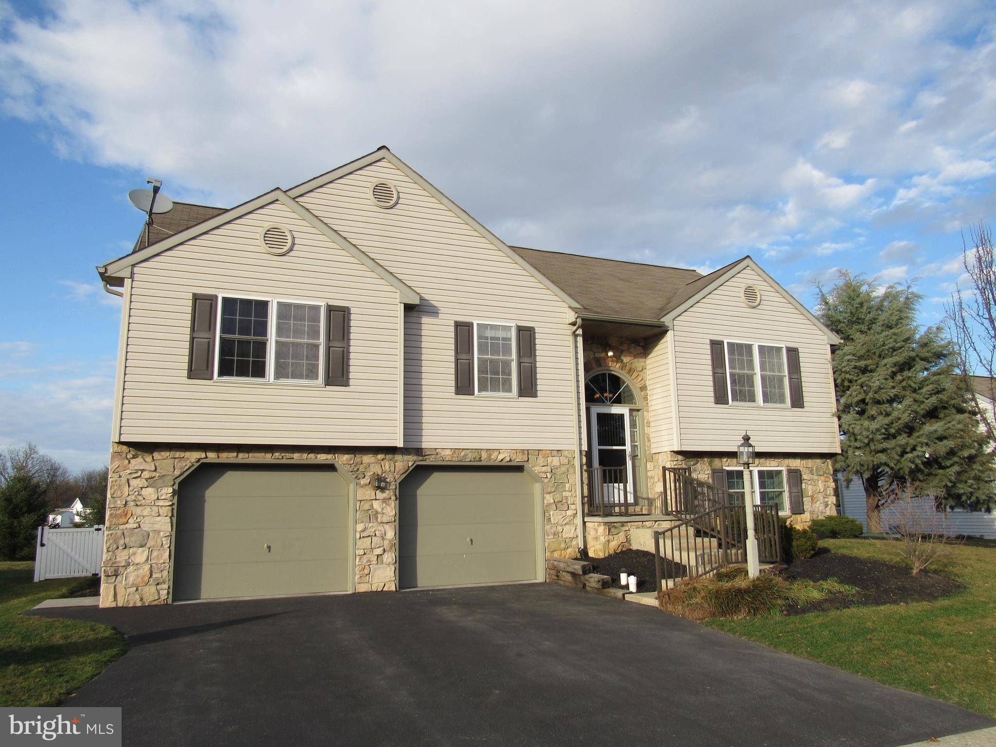 Mount Joy, PA 17552,718 FLORIN AVE