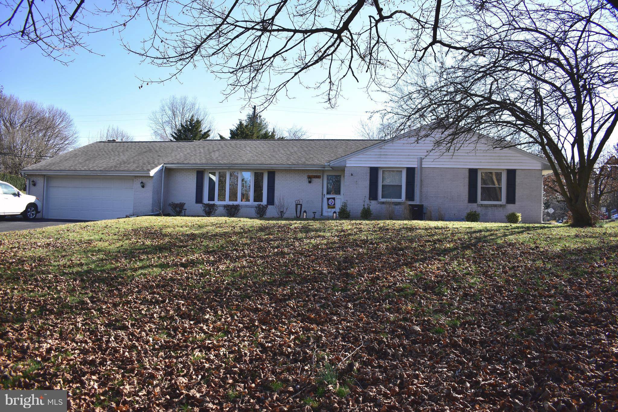 Chambersburg, PA 17202,398 BRIAR LN