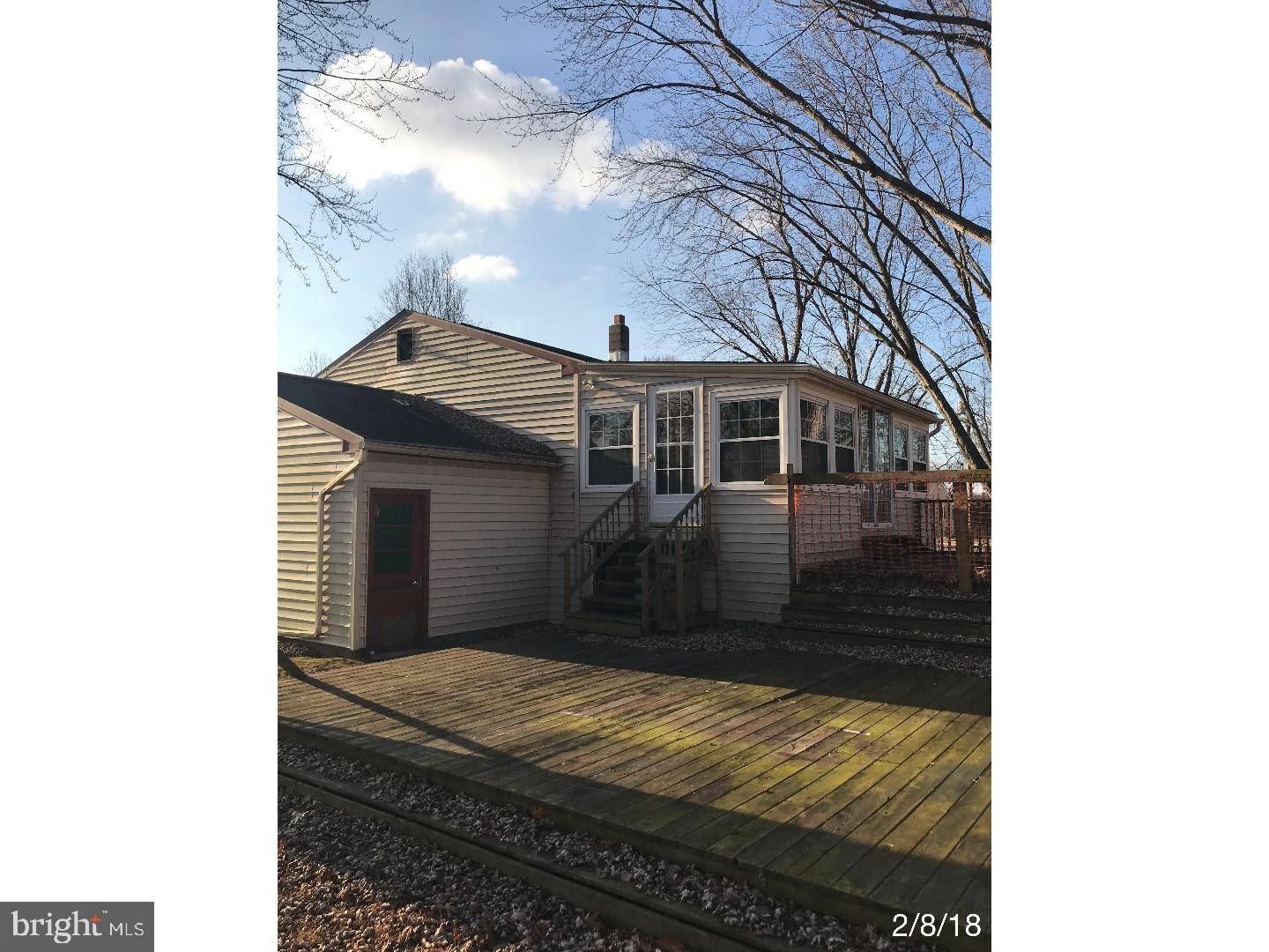 Pennsville, NJ 08070,8 FENWICK LN