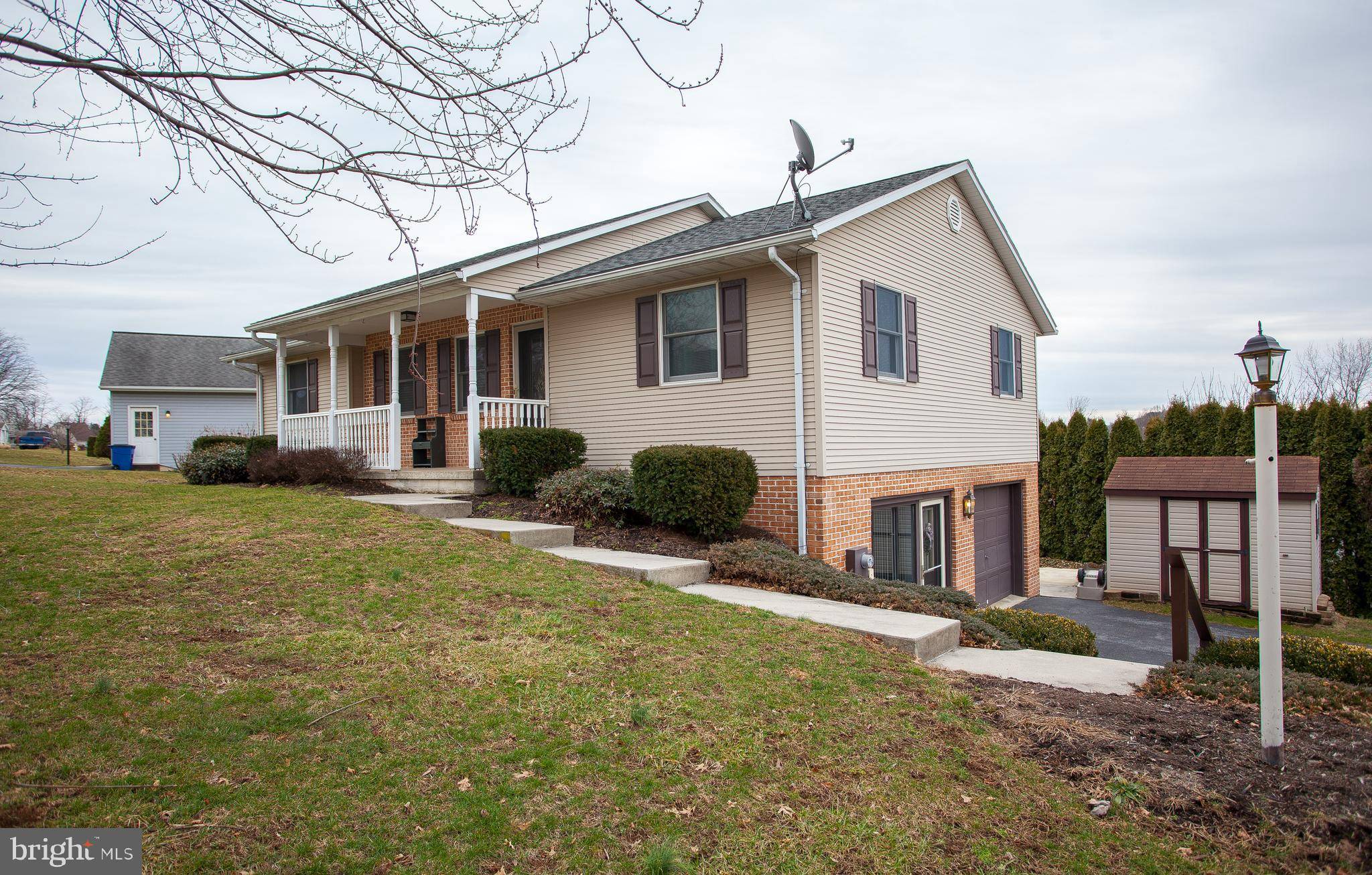 Jonestown, PA 17038,211 SWATARA CIR