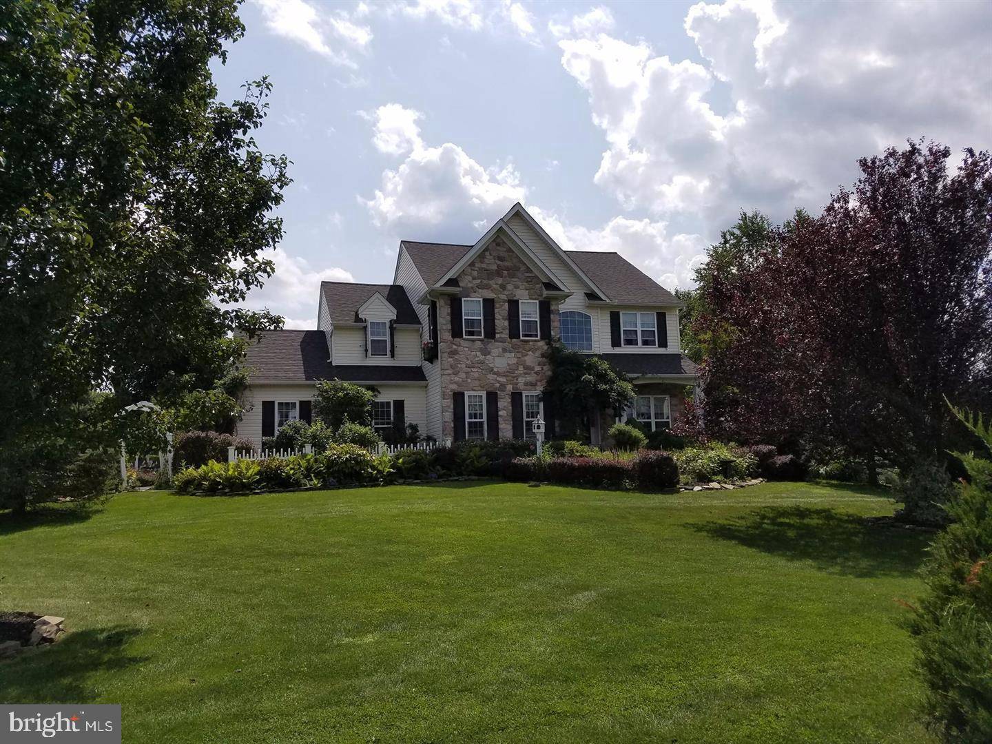 Nottingham, PA 19362,142 FIELDSTONE DR