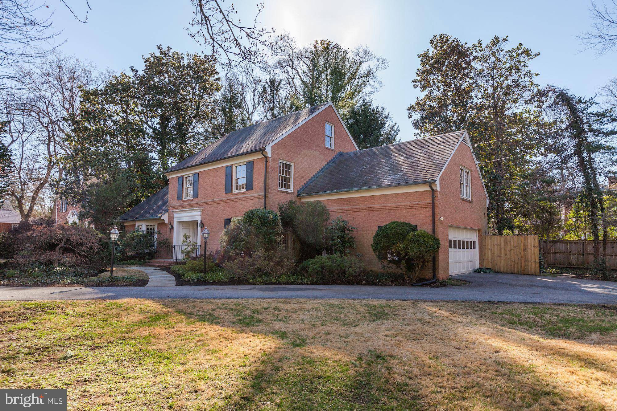 Bethesda, MD 20814,5308 WILSON LN