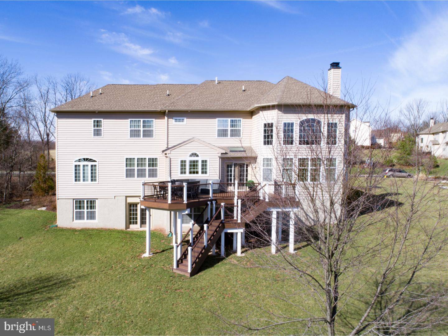 Chalfont, PA 18914,1052 AZLEN LN