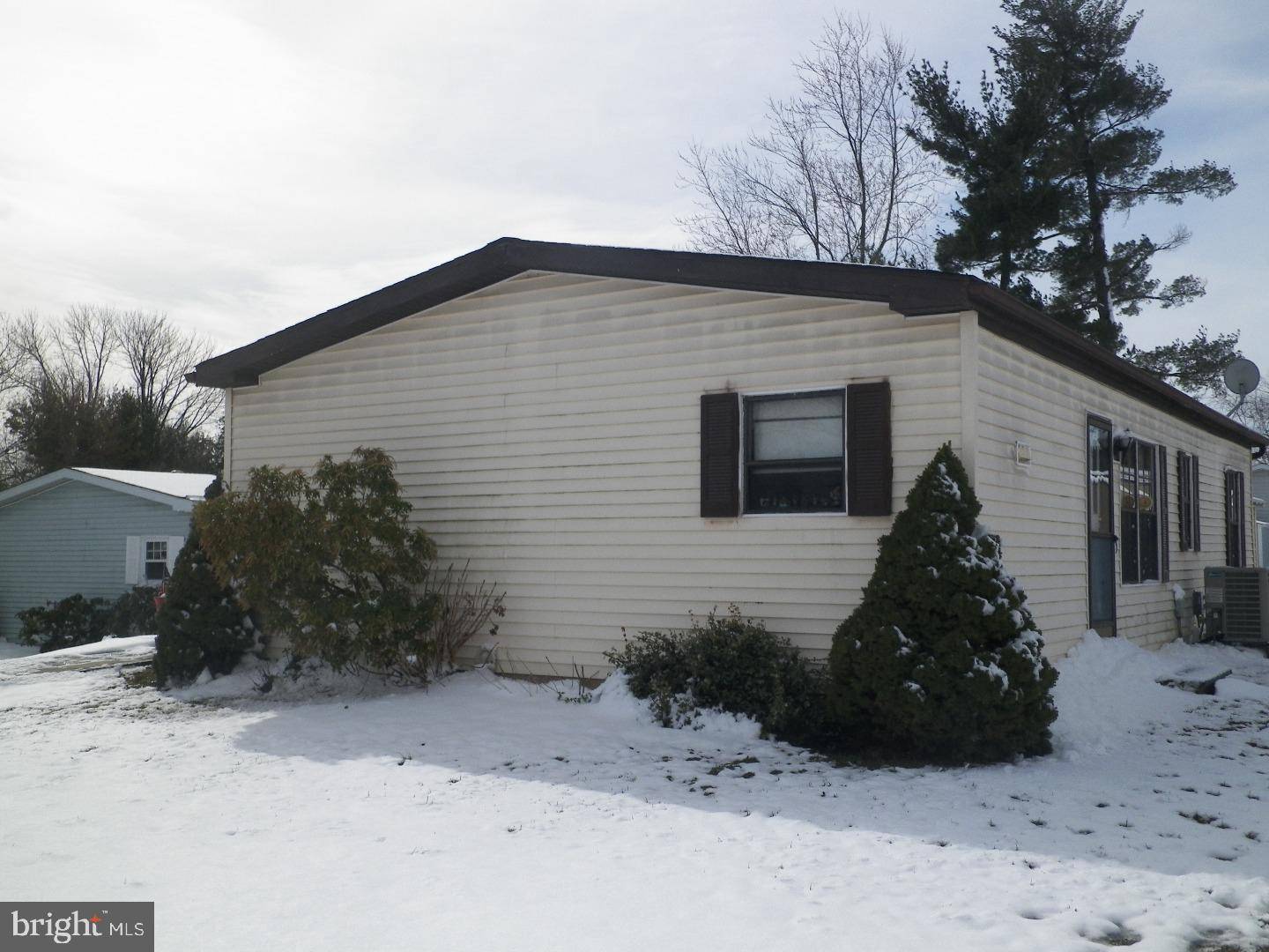 North Wales, PA 19454,608 ROBIN PL