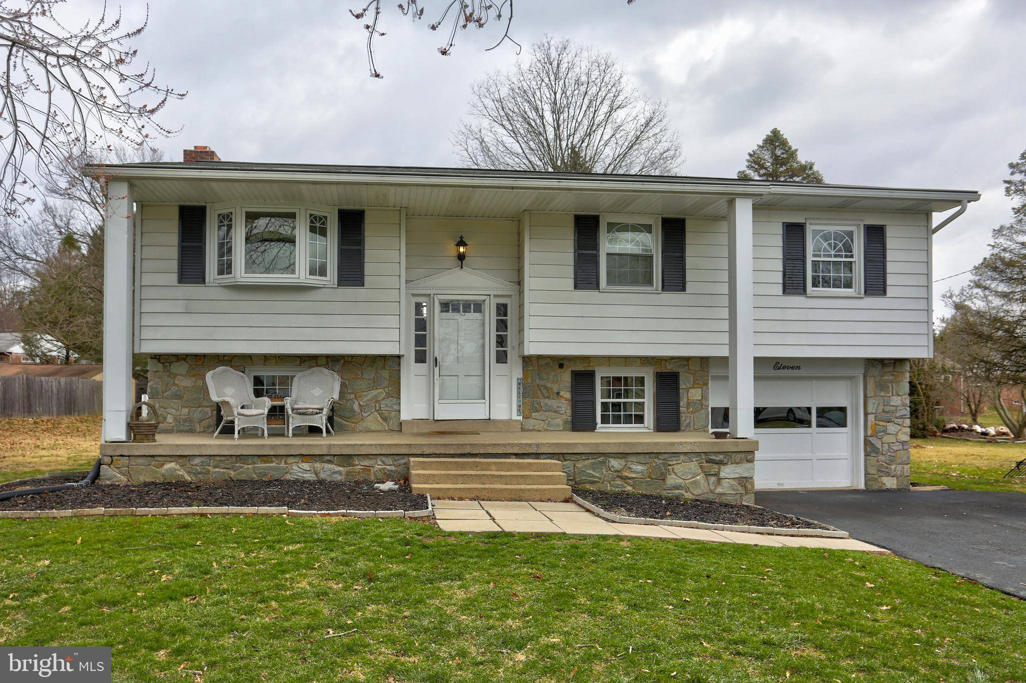 Lancaster, PA 17603,11 FRESH MEADOW DR