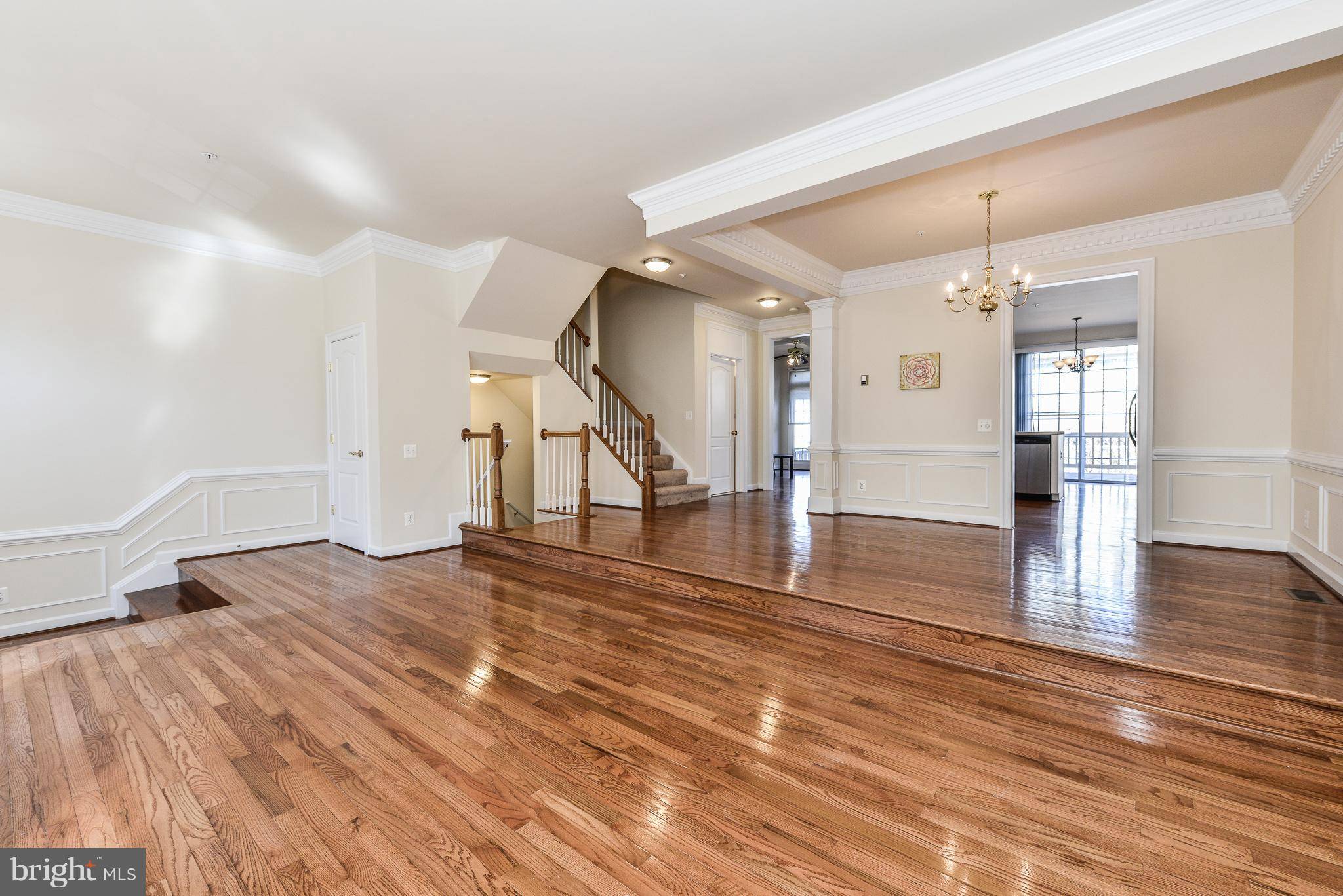 Vienna, VA 22181,9544 LAGERSFIELD CIR