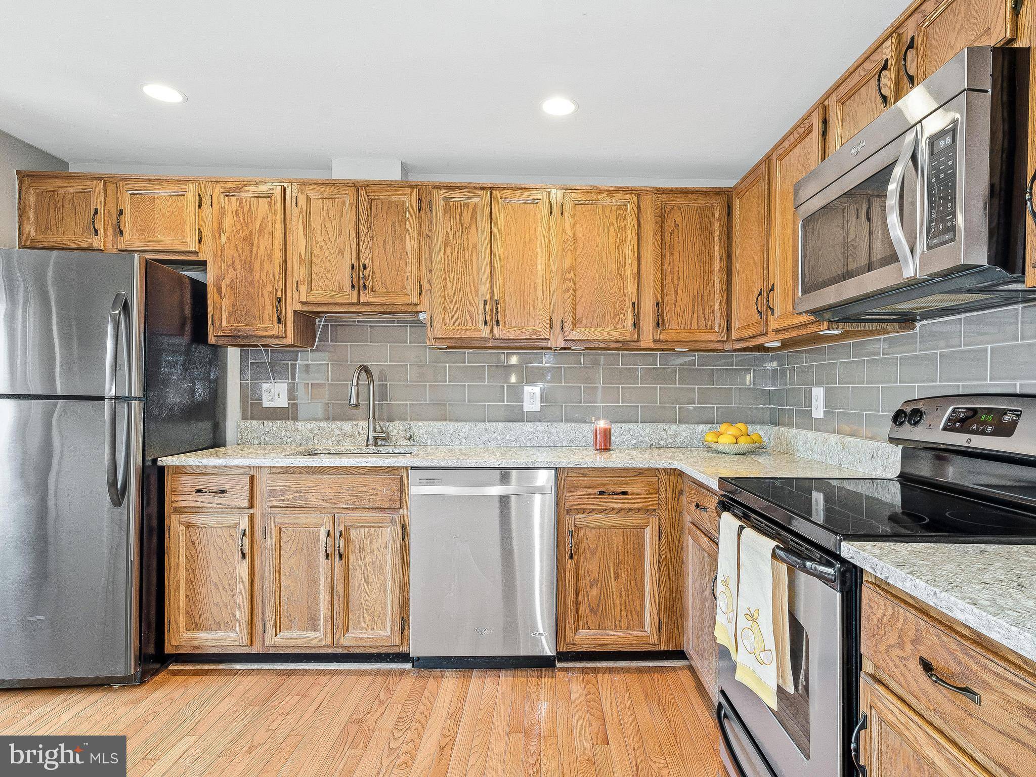 Alexandria, VA 22315,6637 ROCKLEIGH WAY