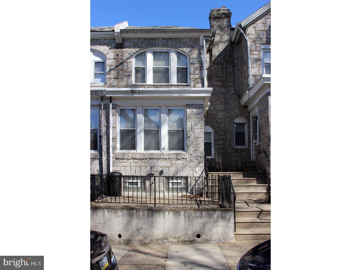 Philadelphia, PA 19120,233 E COMLY ST