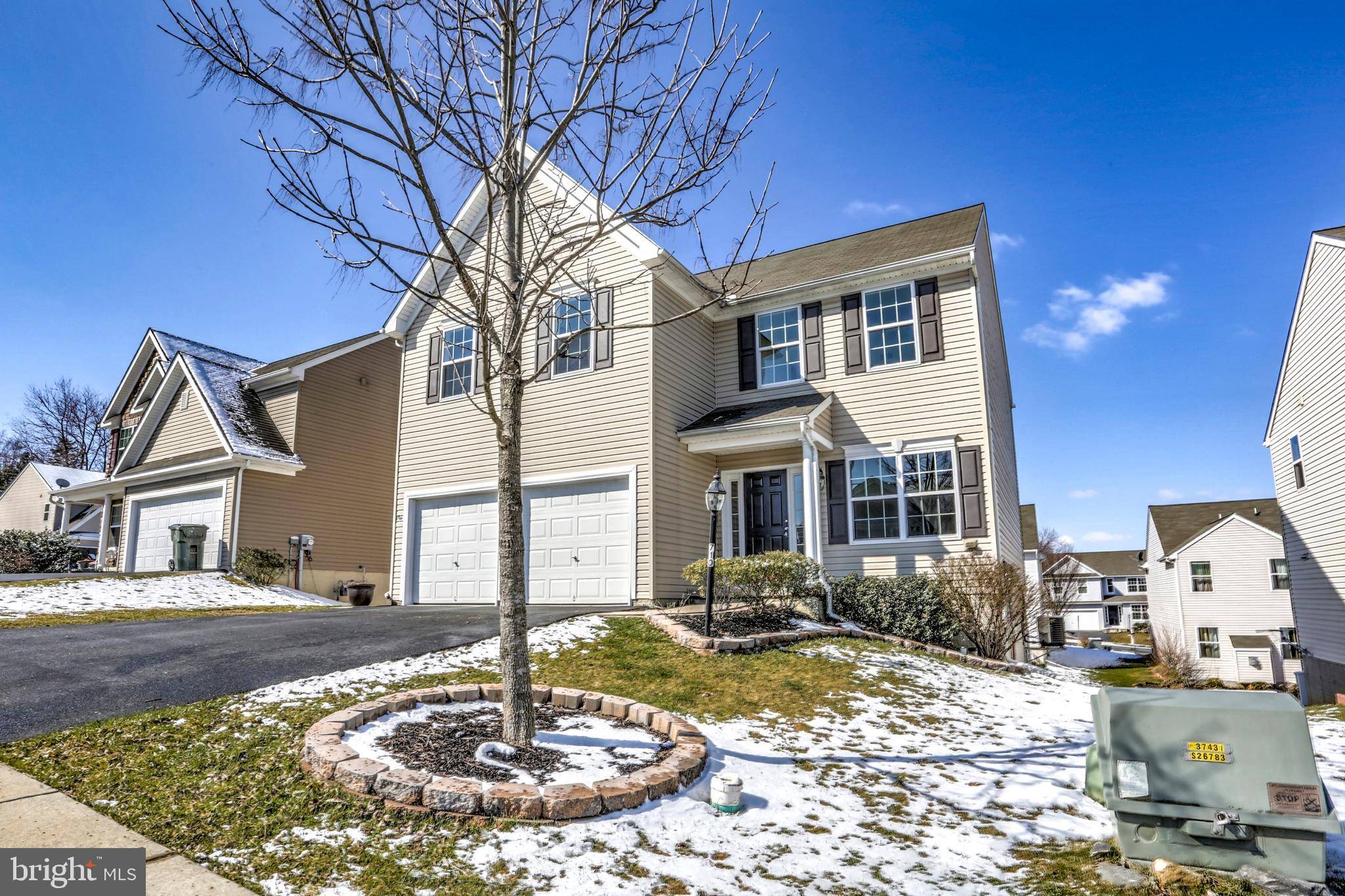 Lancaster, PA 17601,710 BRIDLE WREATH LN