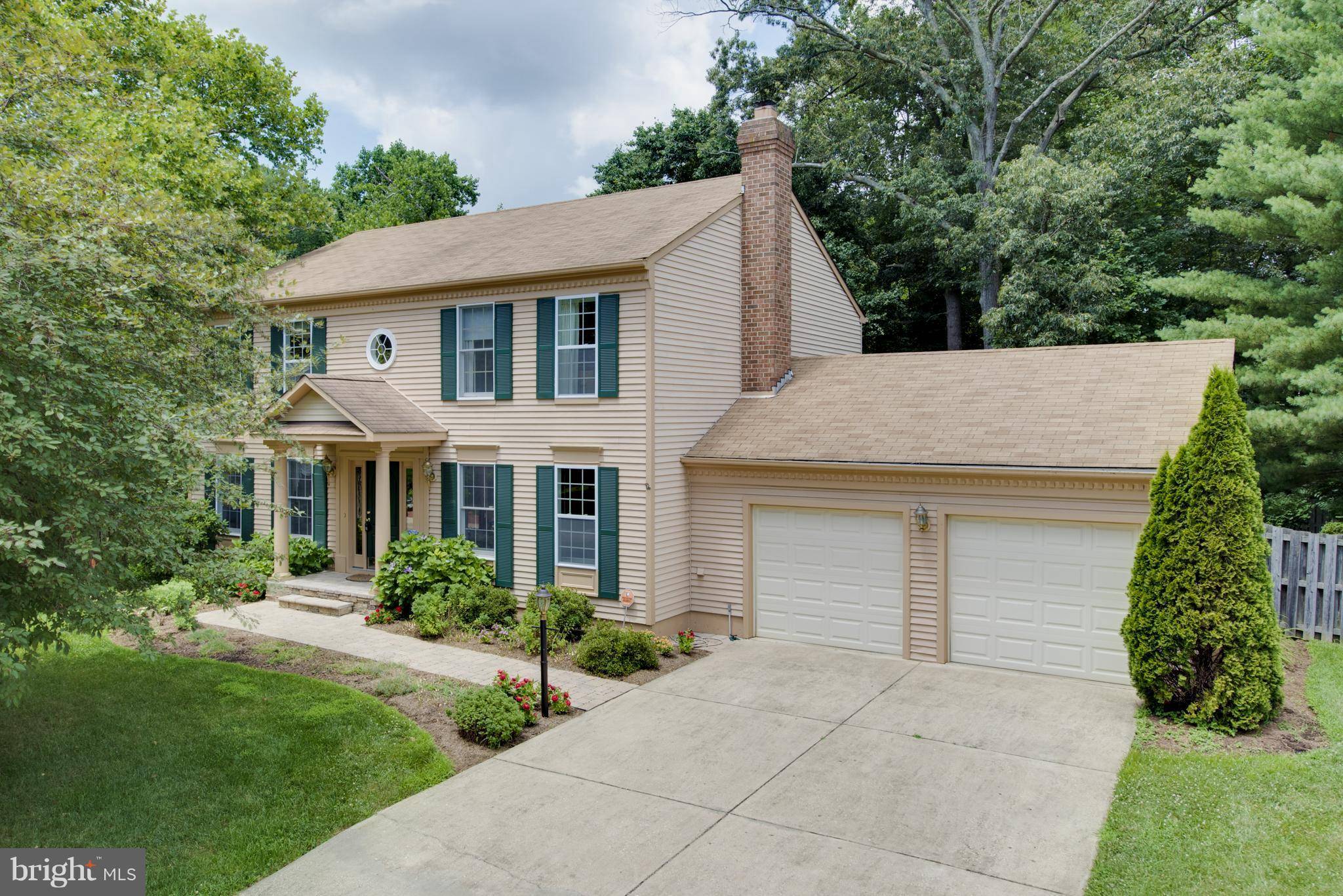 Annapolis, MD 21401,204 AUTUMN LEAF PL