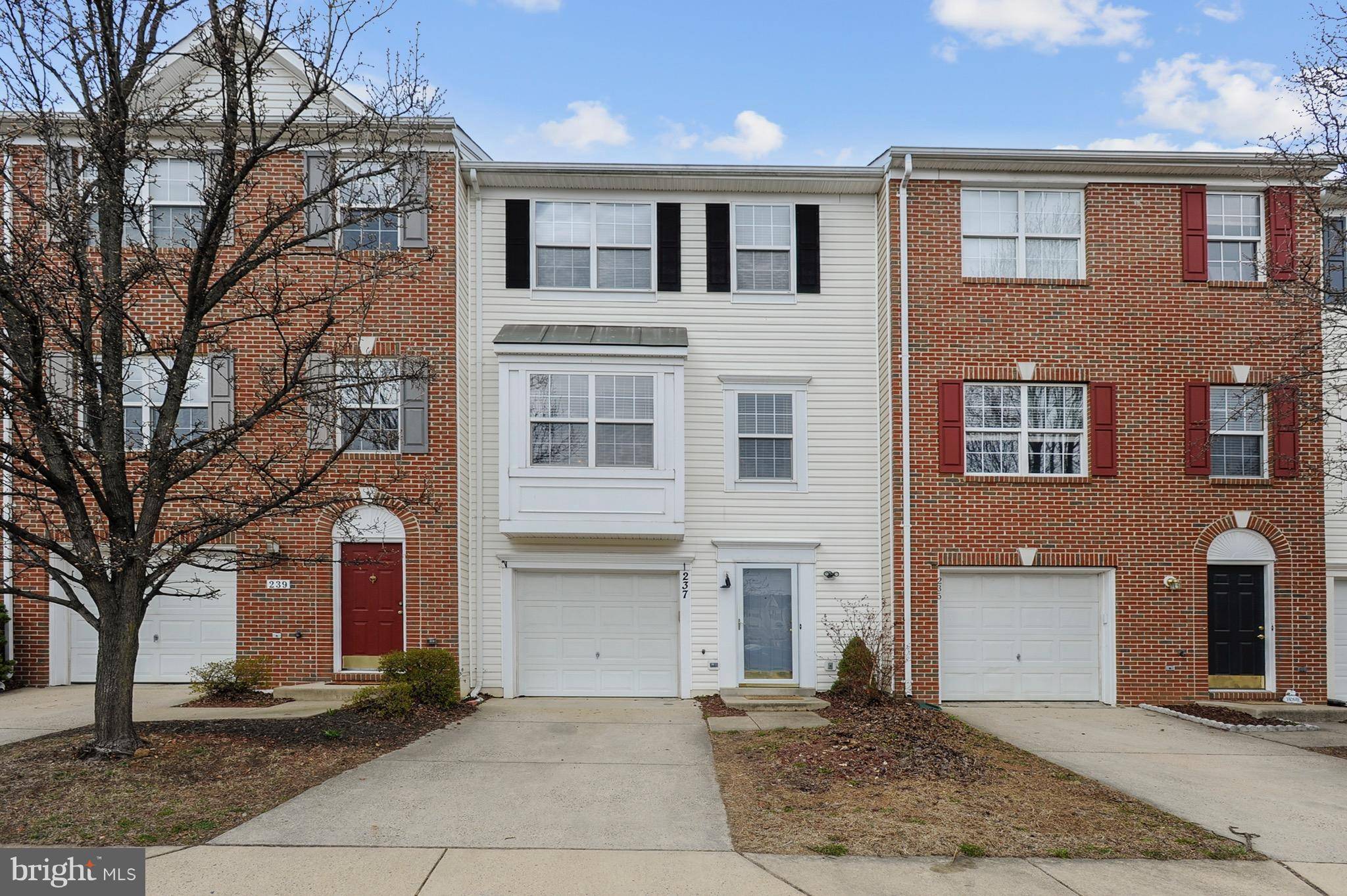 Leesburg, VA 20176,237 GOLDEN LARCH TER NE