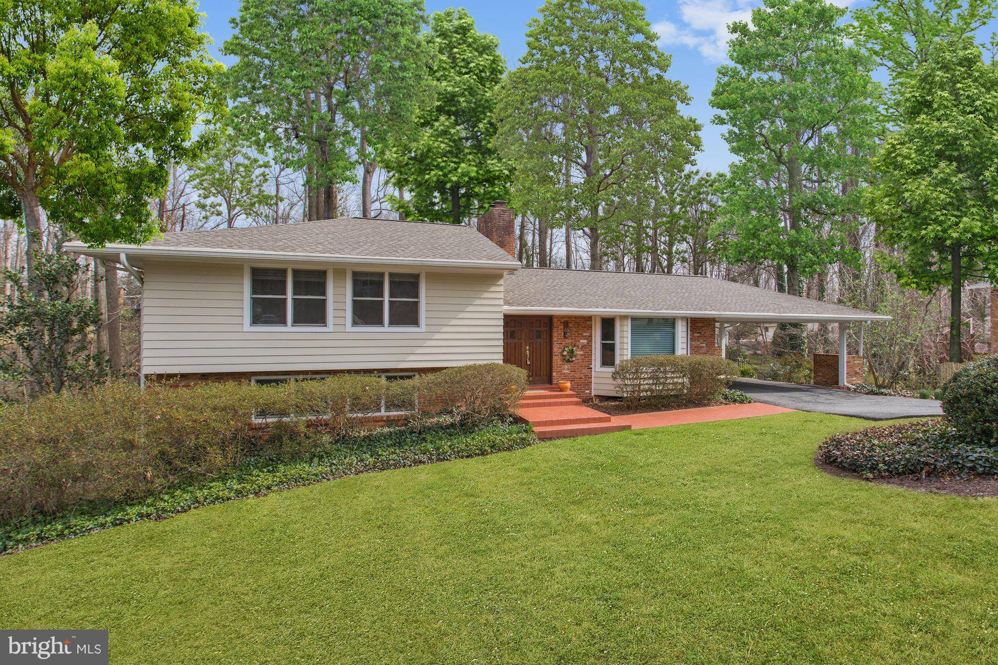 Falls Church, VA 22044,3409 RUSTIC WAY LN