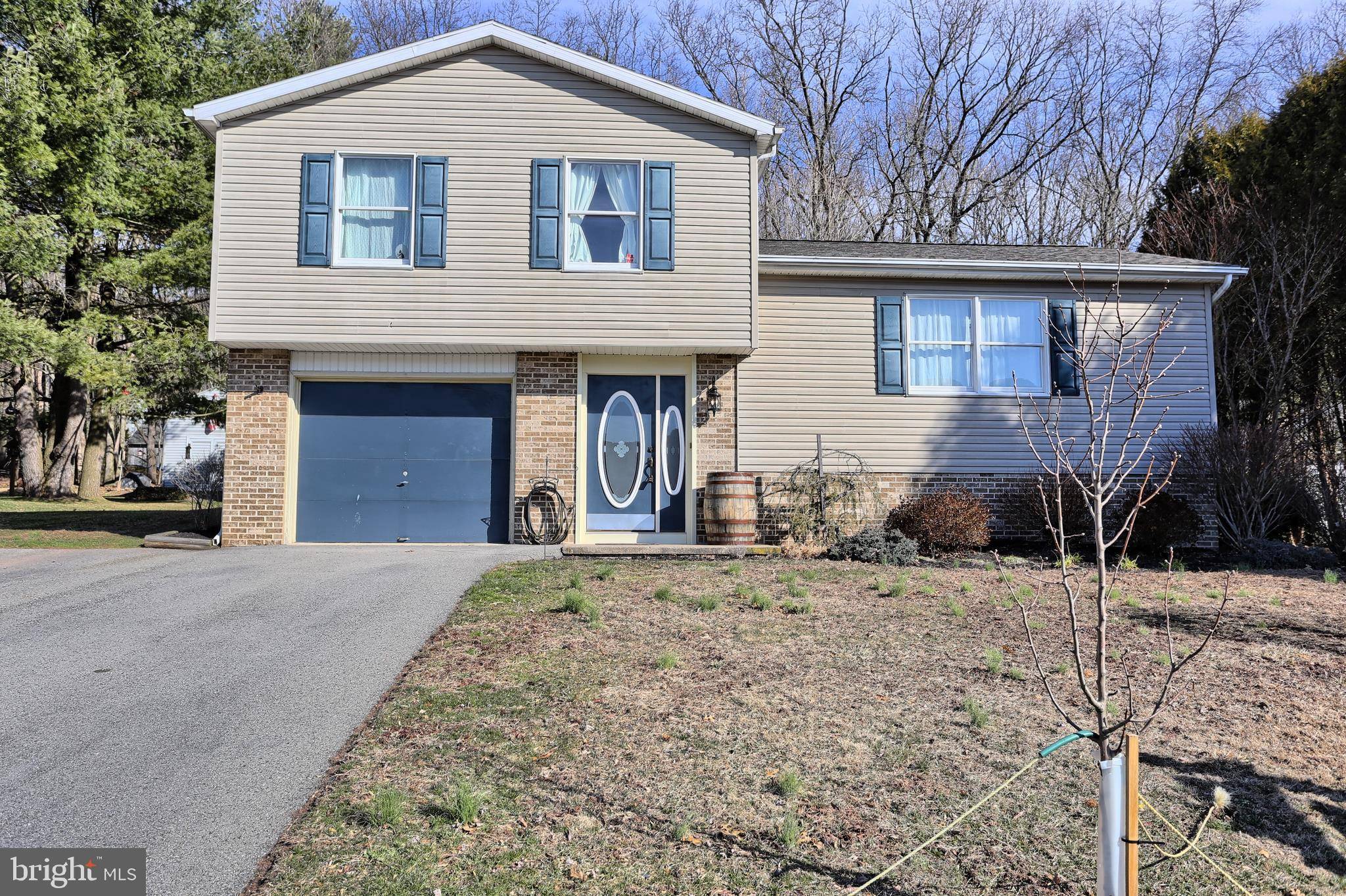 Williamstown, PA 17098,169 LENKER DR