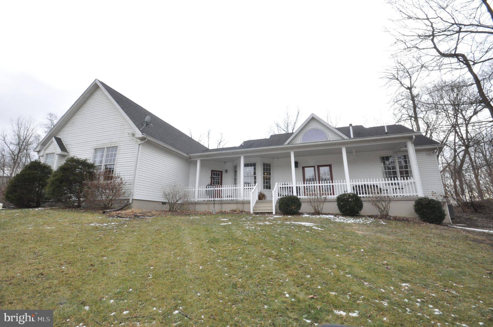 Carlisle, PA 17015,21 MEADOW DR