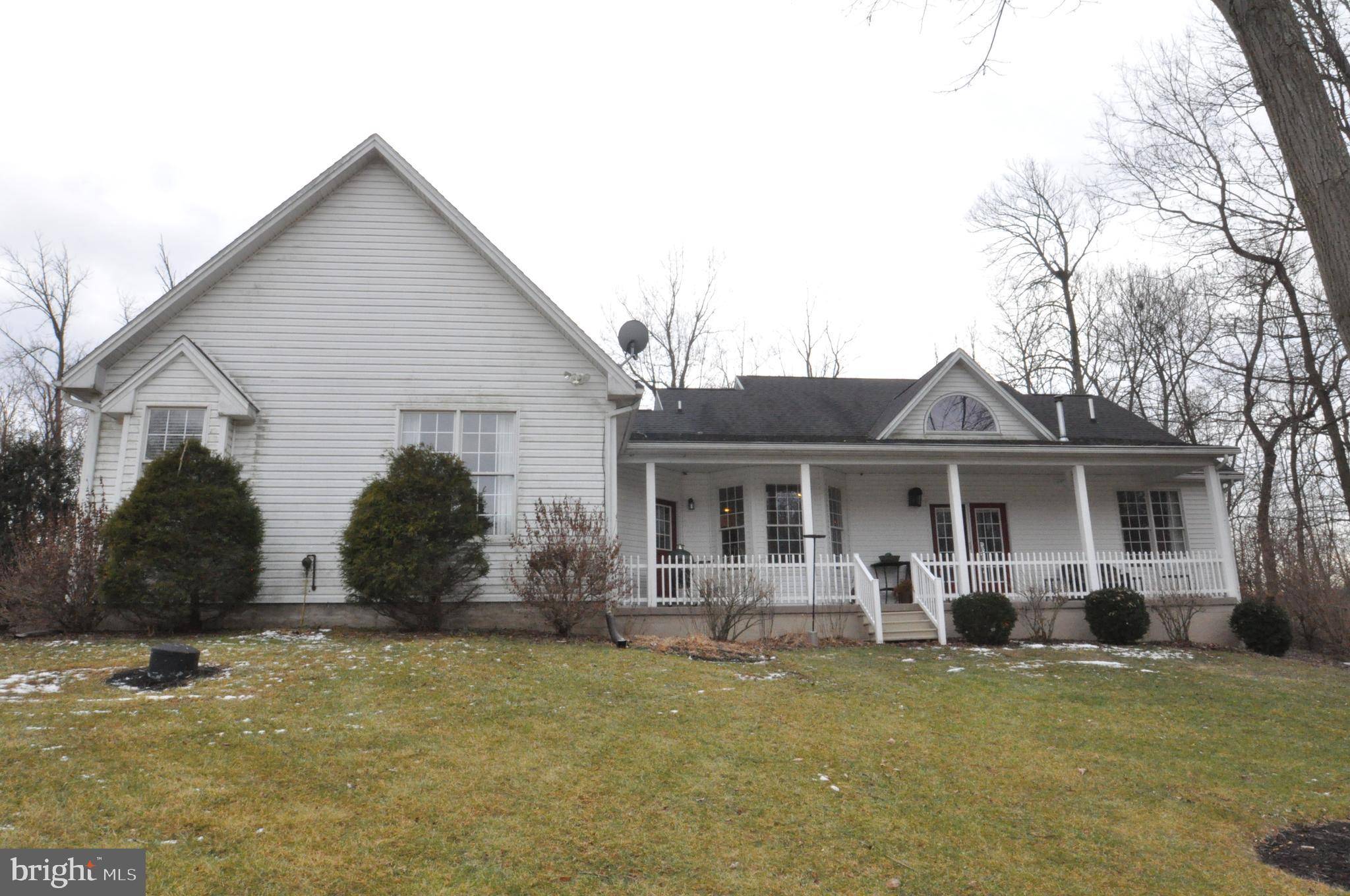 Carlisle, PA 17015,21 MEADOW DR