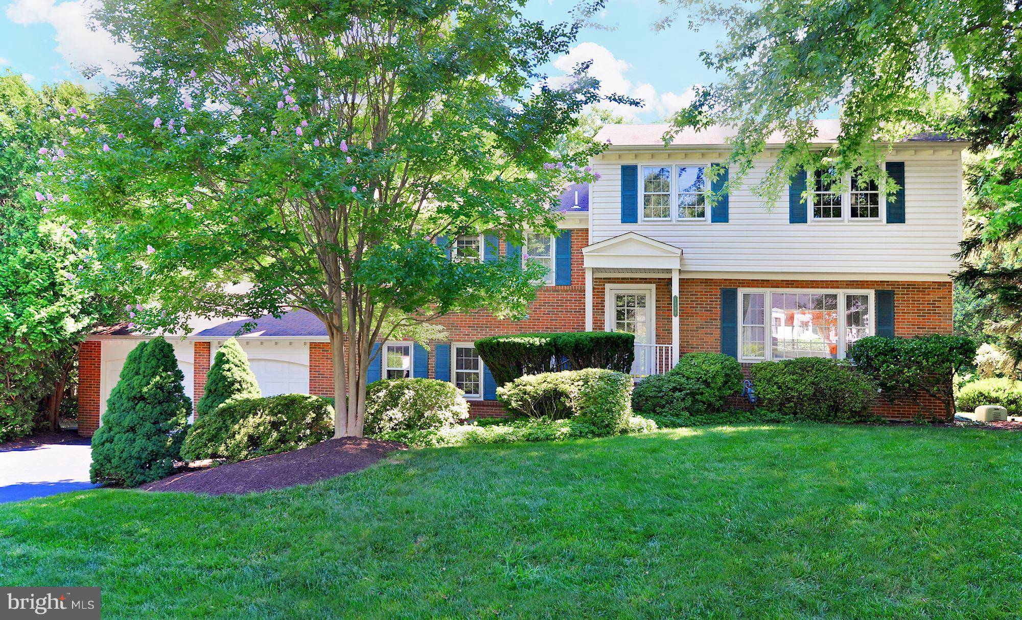 Mclean, VA 22102,1199 MEADOW GREEN LN