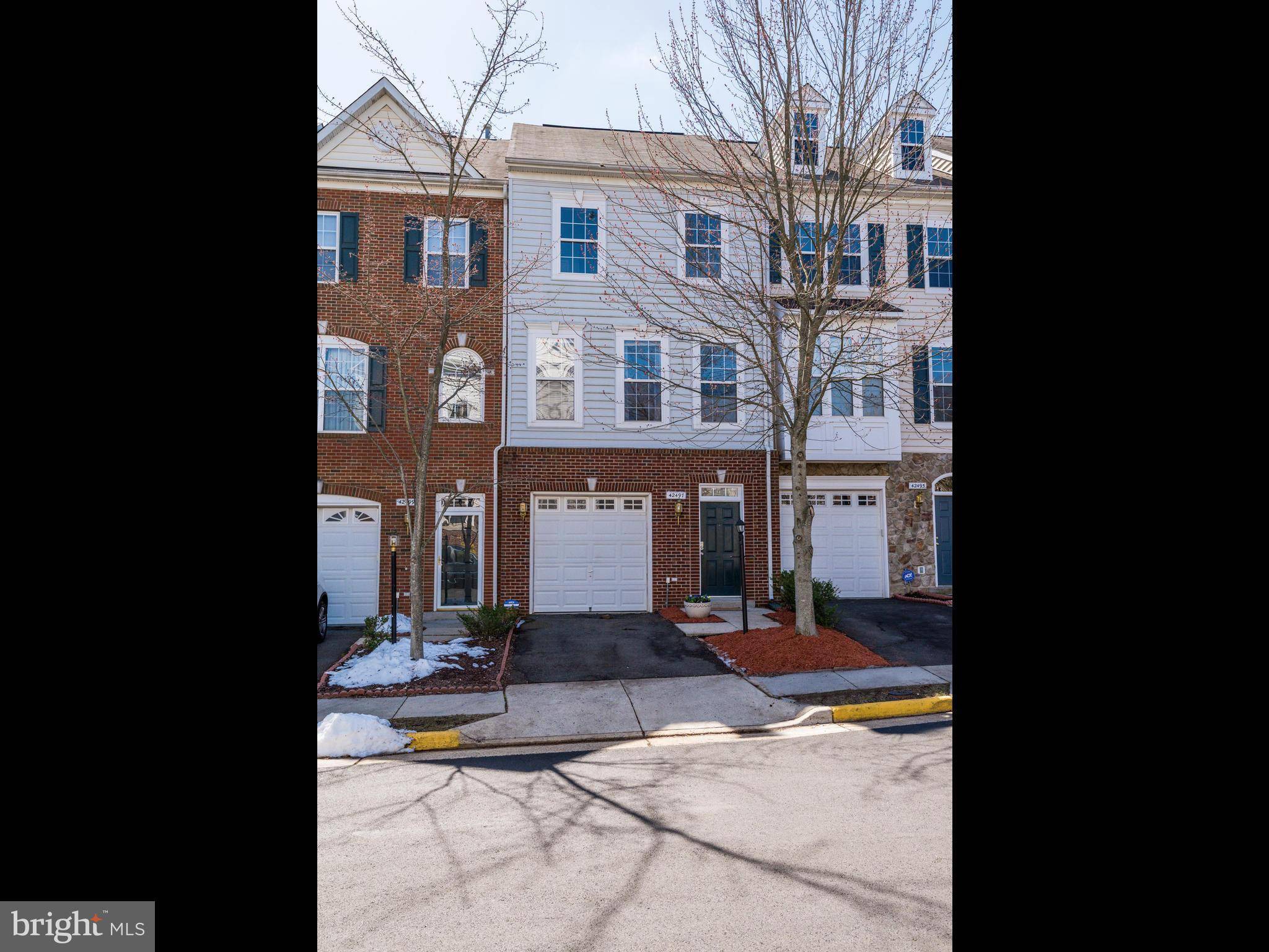 Ashburn, VA 20148,42497 MAGELLAN SQ