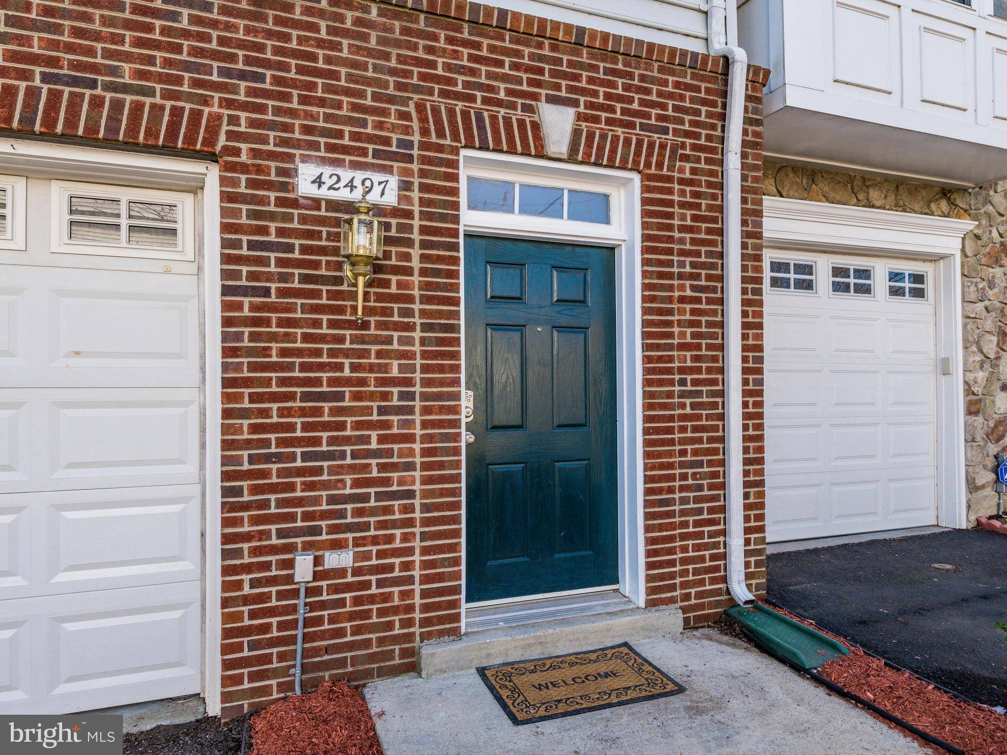 Ashburn, VA 20148,42497 MAGELLAN SQ