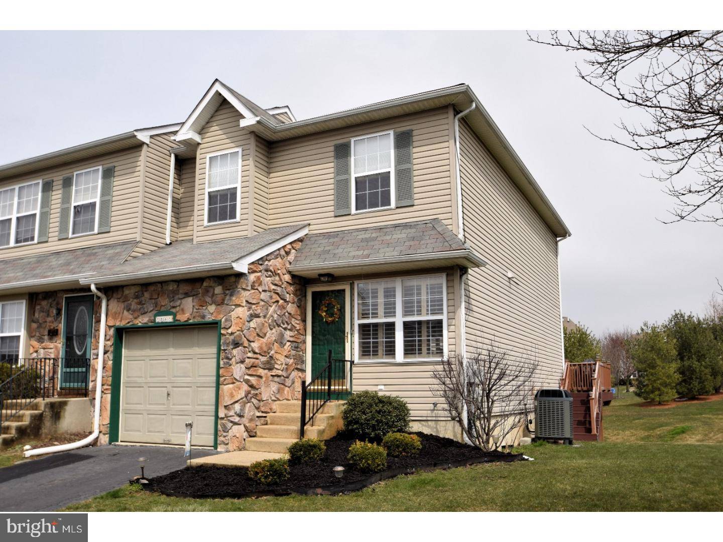 Perkiomenville, PA 18074,1240 PIN OAK DR