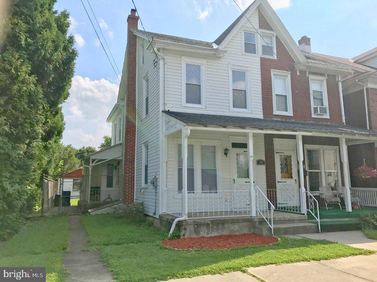 Robesonia, PA 19551,106 W PENN AVE