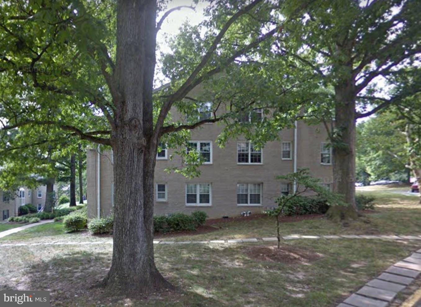 Arlington, VA 22204,706 ARLINGTON MILL DR #18202