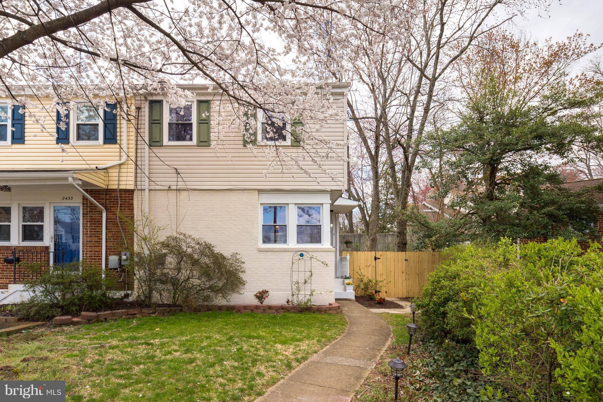 Alexandria, VA 22307,2435 TEMPLE CT