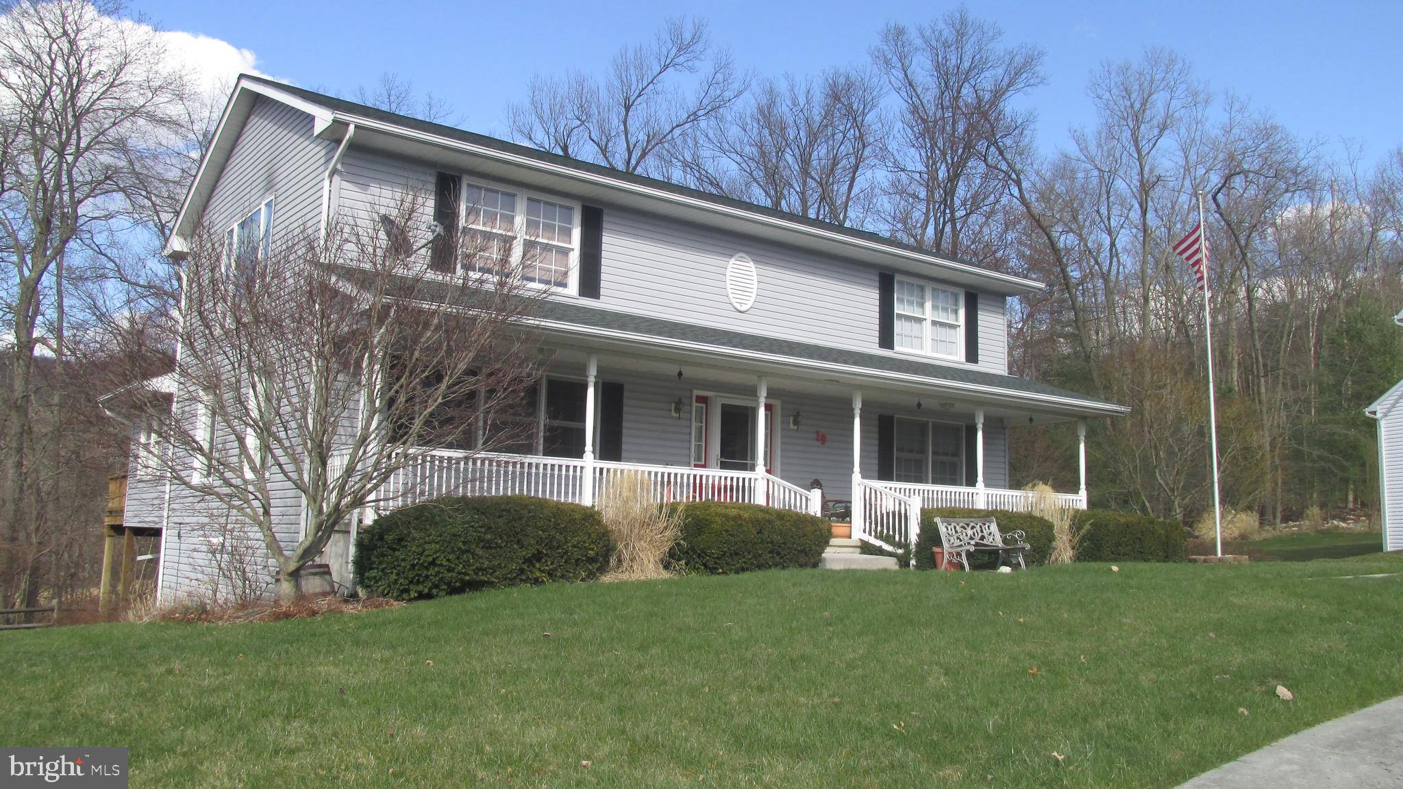 Mount Holly Springs, PA 17065,19 YANKEE DR