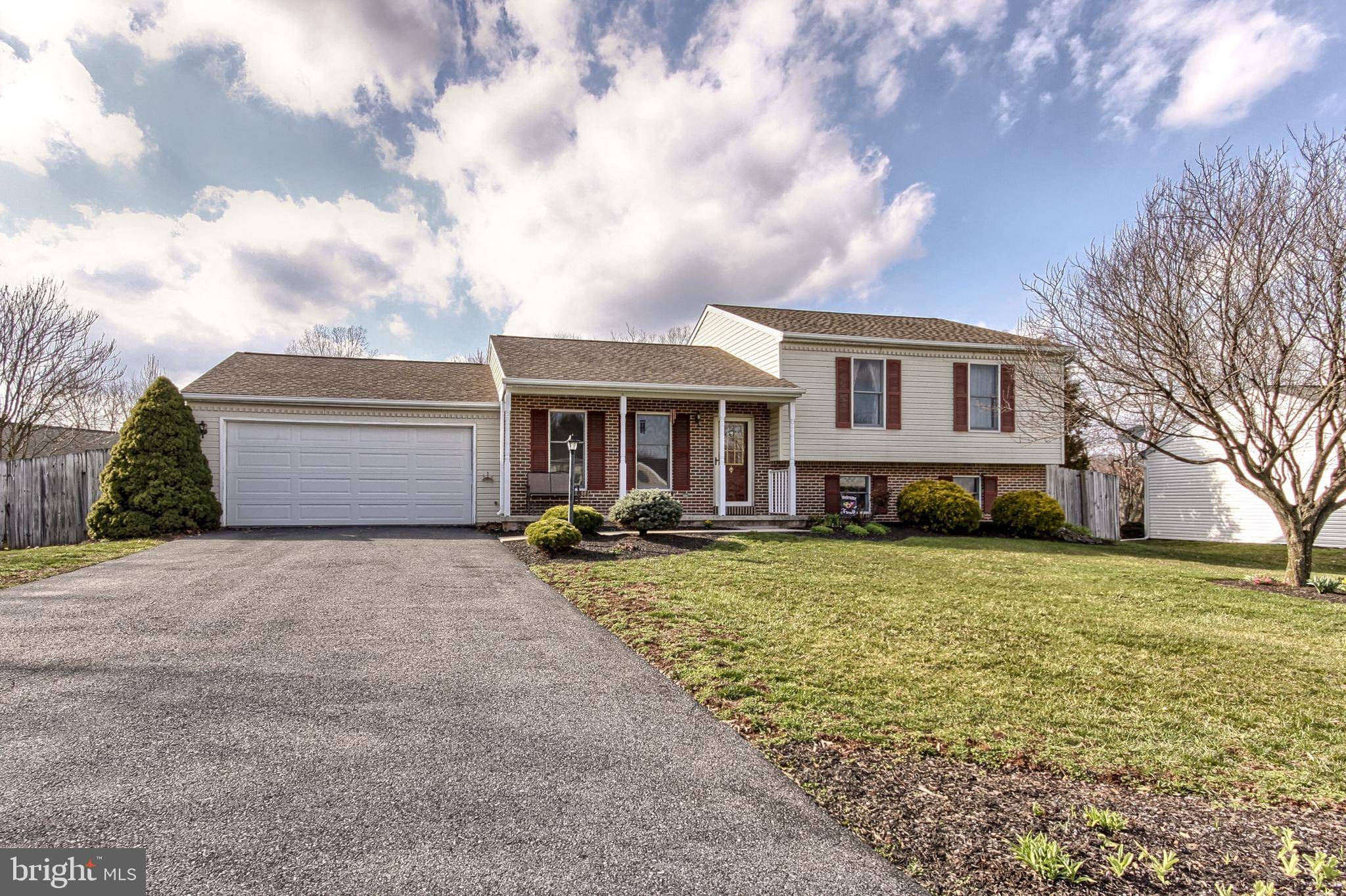 Etters, PA 17319,50 OAK HILL DR