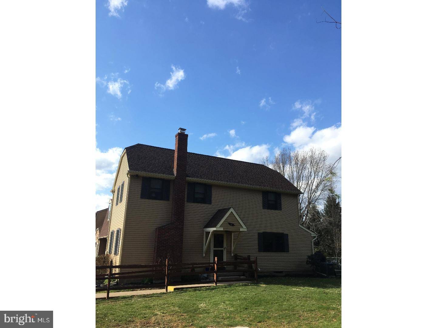 Warminster, PA 18974,873 CLOVER PL