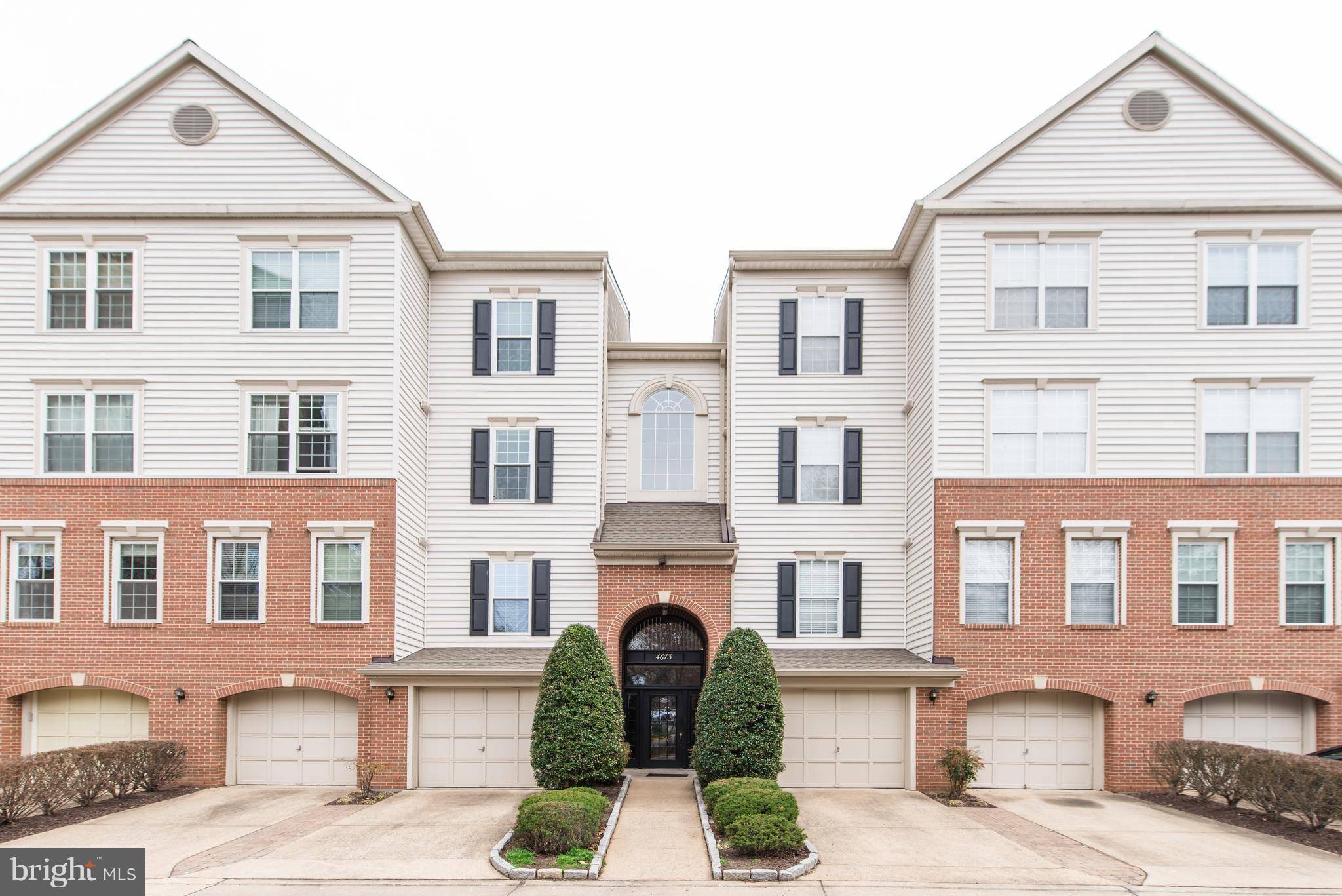 Alexandria, VA 22311,4673 LONGSTREET LN #304