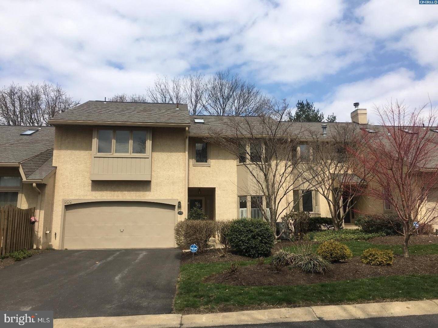 Elkins Park, PA 19027,372 LINDEN DR