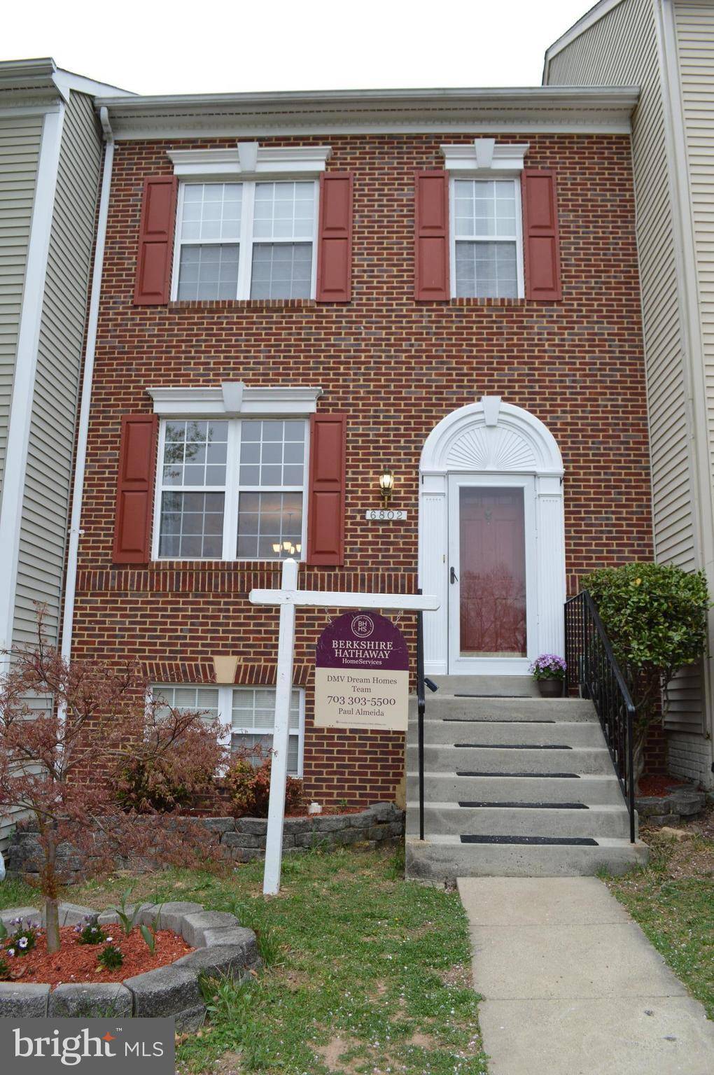 Centreville, VA 20121,6802 COMPTON VALLEY PL