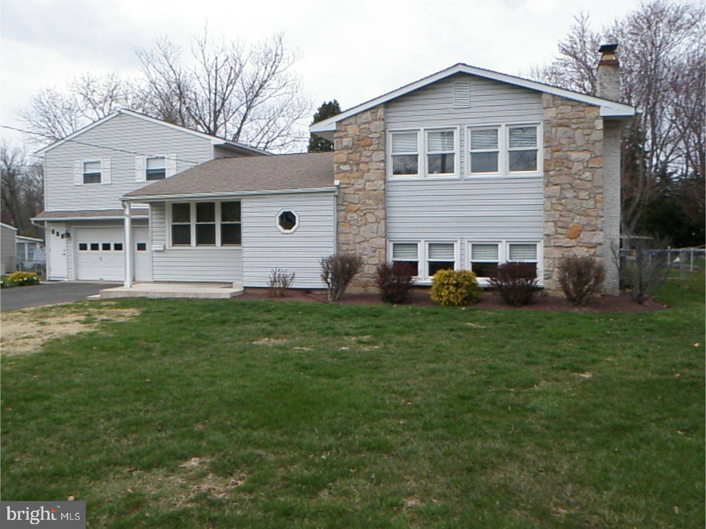 Warminster, PA 18974,1090 LITTLE LN