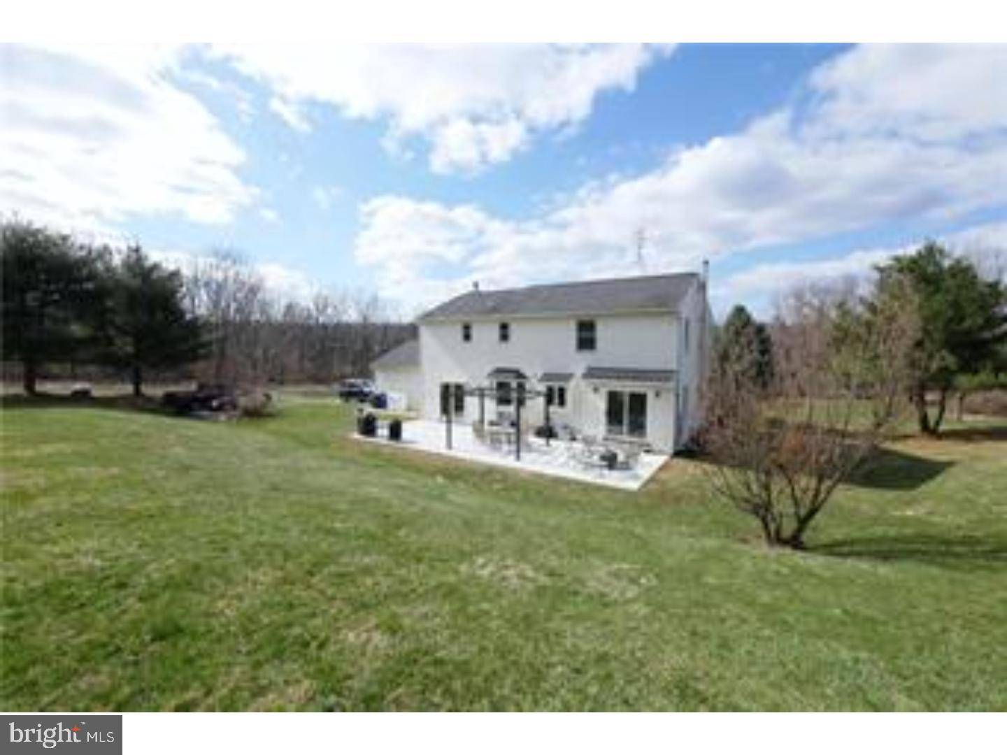 Hellertown, PA 18055,2753 BUTTERMILK RD