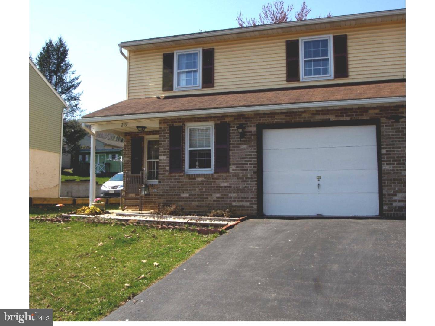 Ephrata, PA 17522,219 HEATHER LN