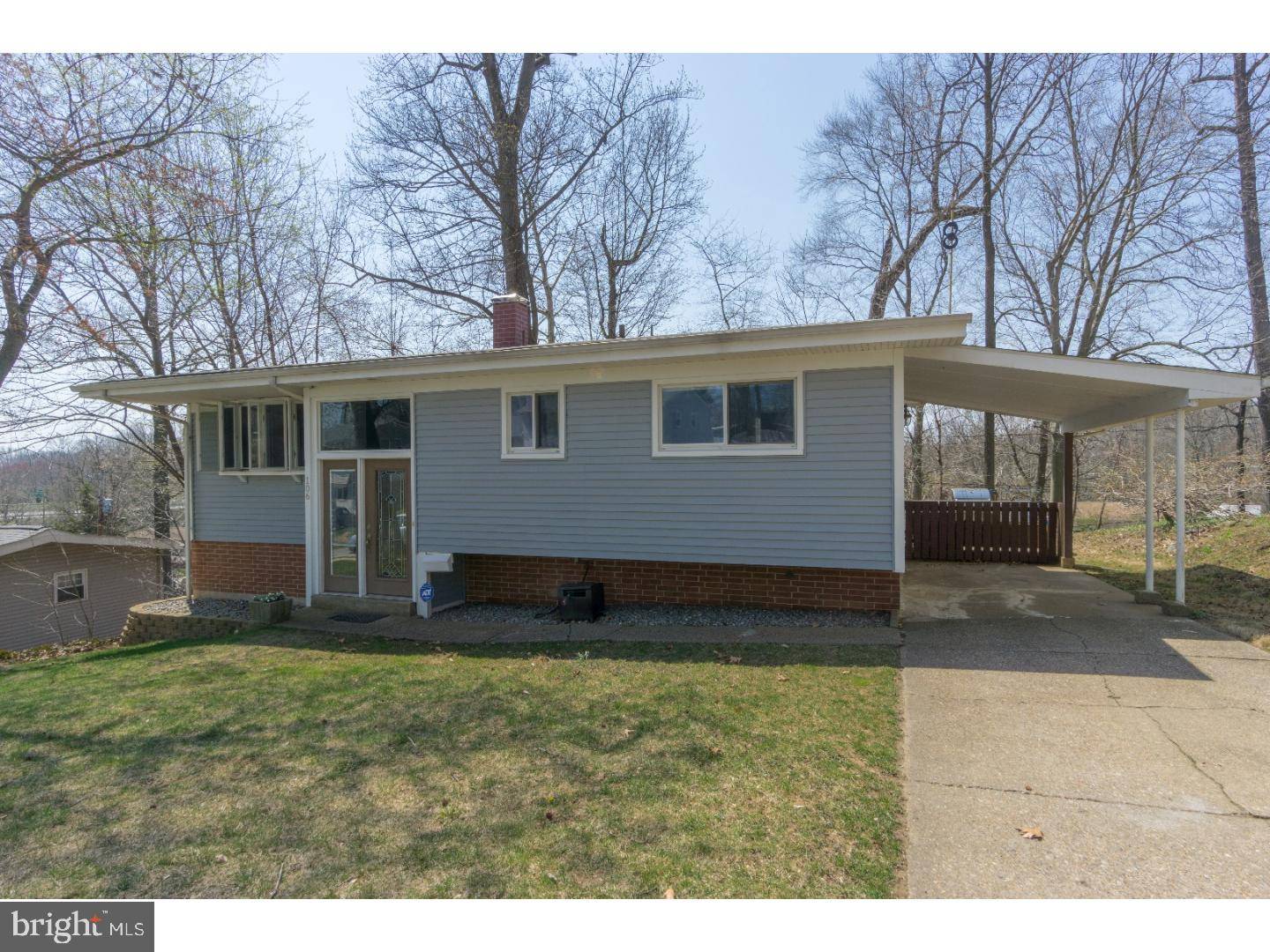 Claymont, DE 19703,106 COMPASS DR