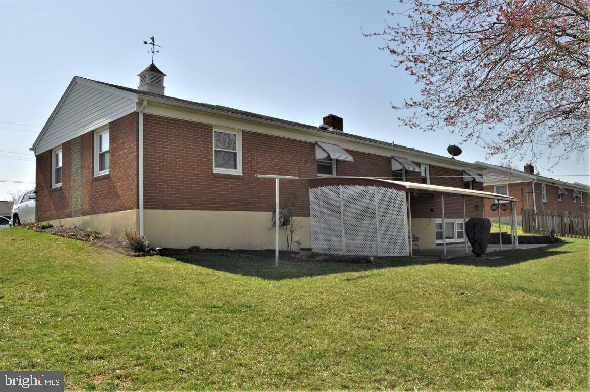 York, PA 17408,25 SLATE RIDGE DR