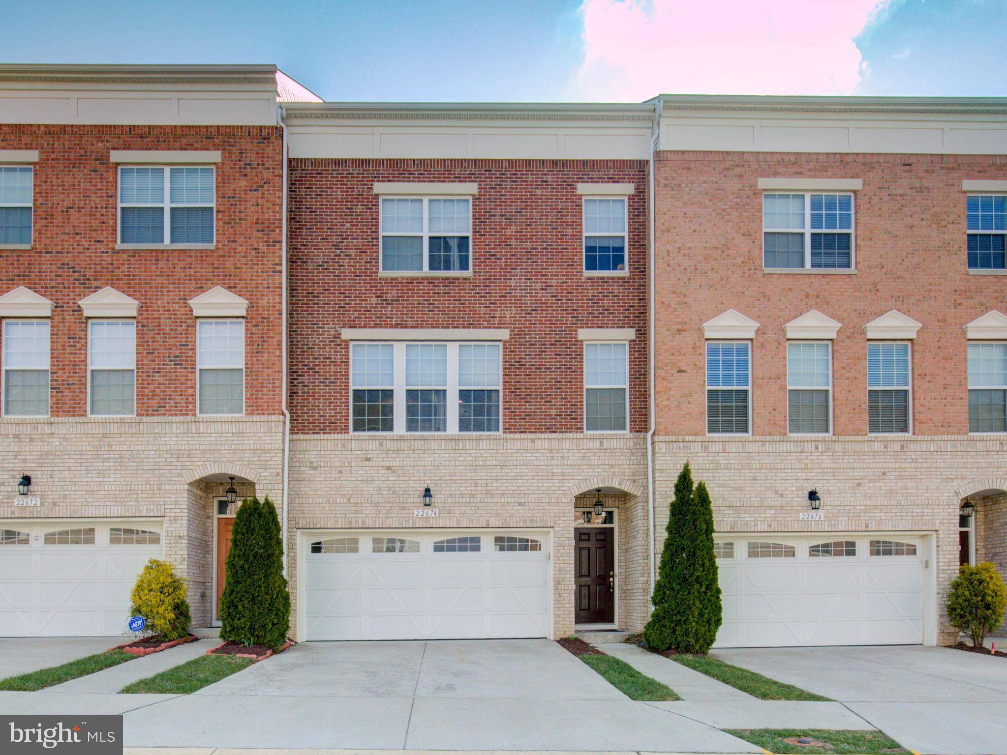 Ashburn, VA 20148,22674 FLOWING SPRING SQ