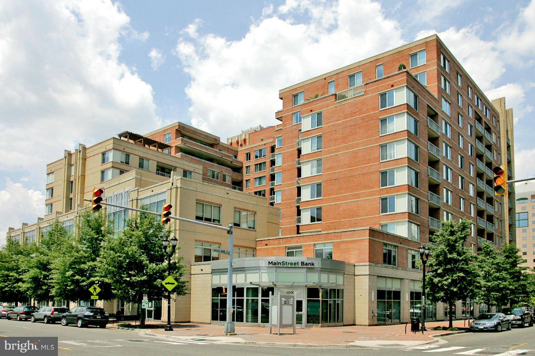 Arlington, VA 22201,1020 HIGHLAND ST N #311