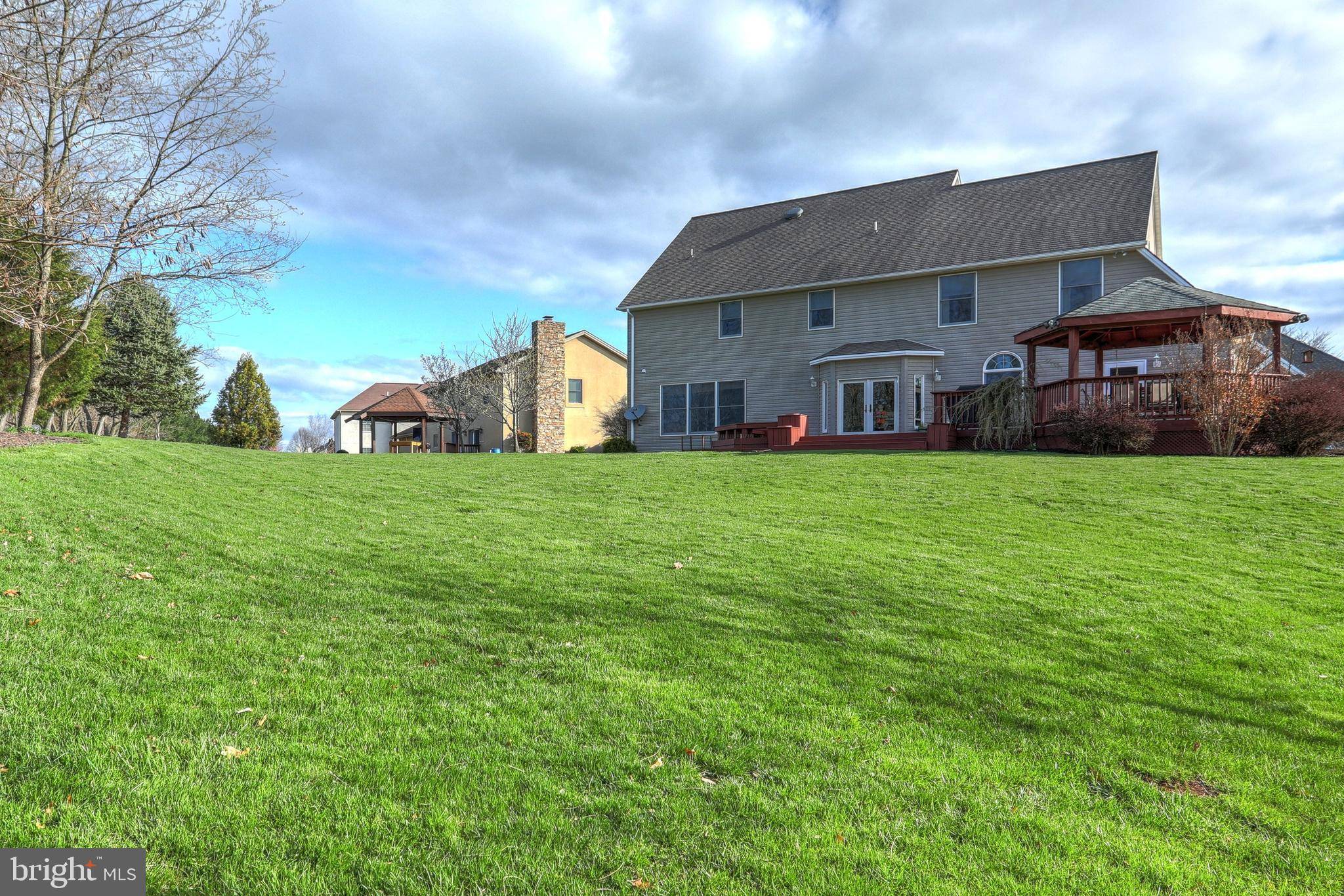 York, PA 17408,2668 FARMSTEAD WAY