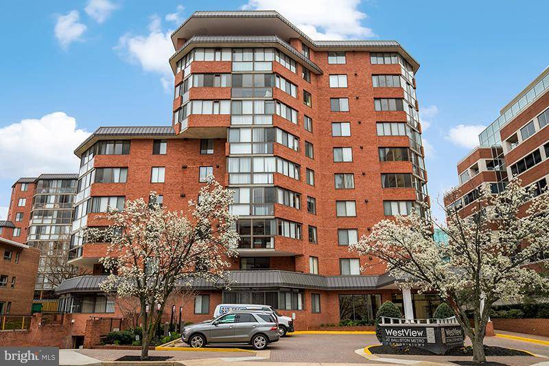 Arlington, VA 22201,1001 N VERMONT ST #811