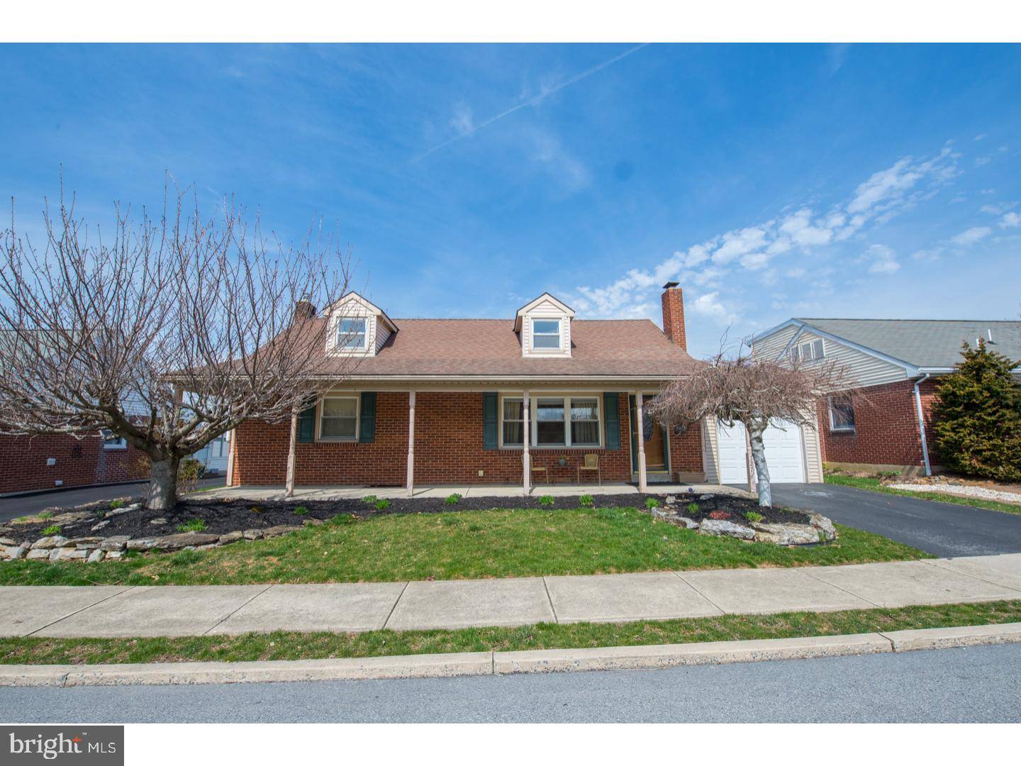 Emmaus, PA 18049,727 W GREENLEAF ST