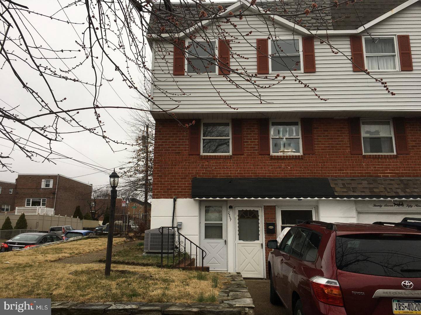 Philadelphia, PA 19152,2757 TOLBUT ST