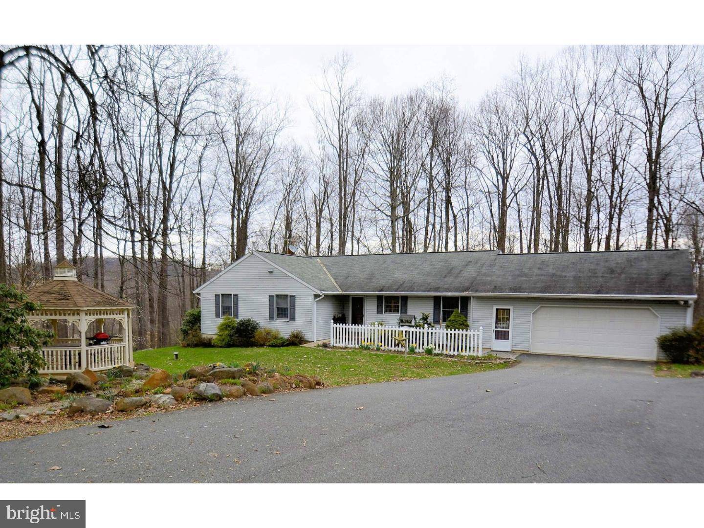 Perkiomenville, PA 18074,618 KULP RD