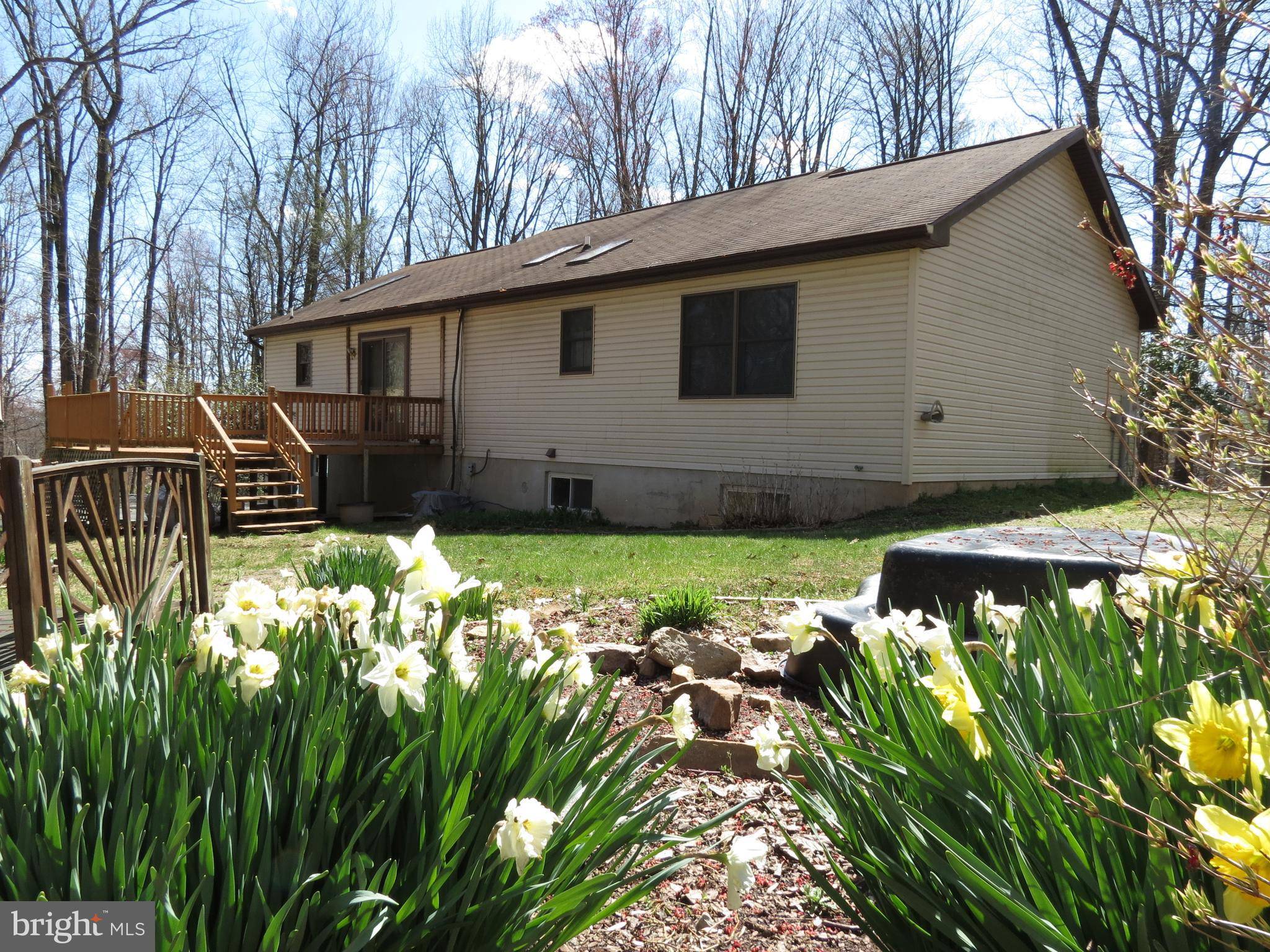 Grantville, PA 17028,26 LOG CABIN DR